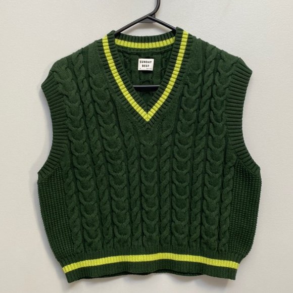 Aritzia Sunday Best Green Winston Cropped Vest Size XS - Picture 4 of 9